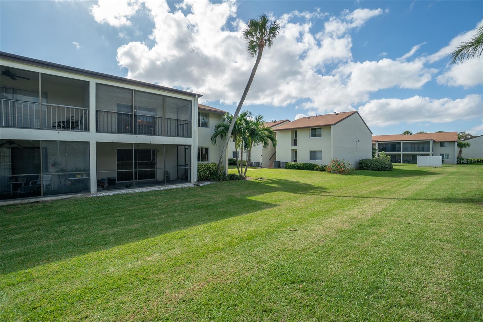 BANANA RIVER ESTATES - Residential