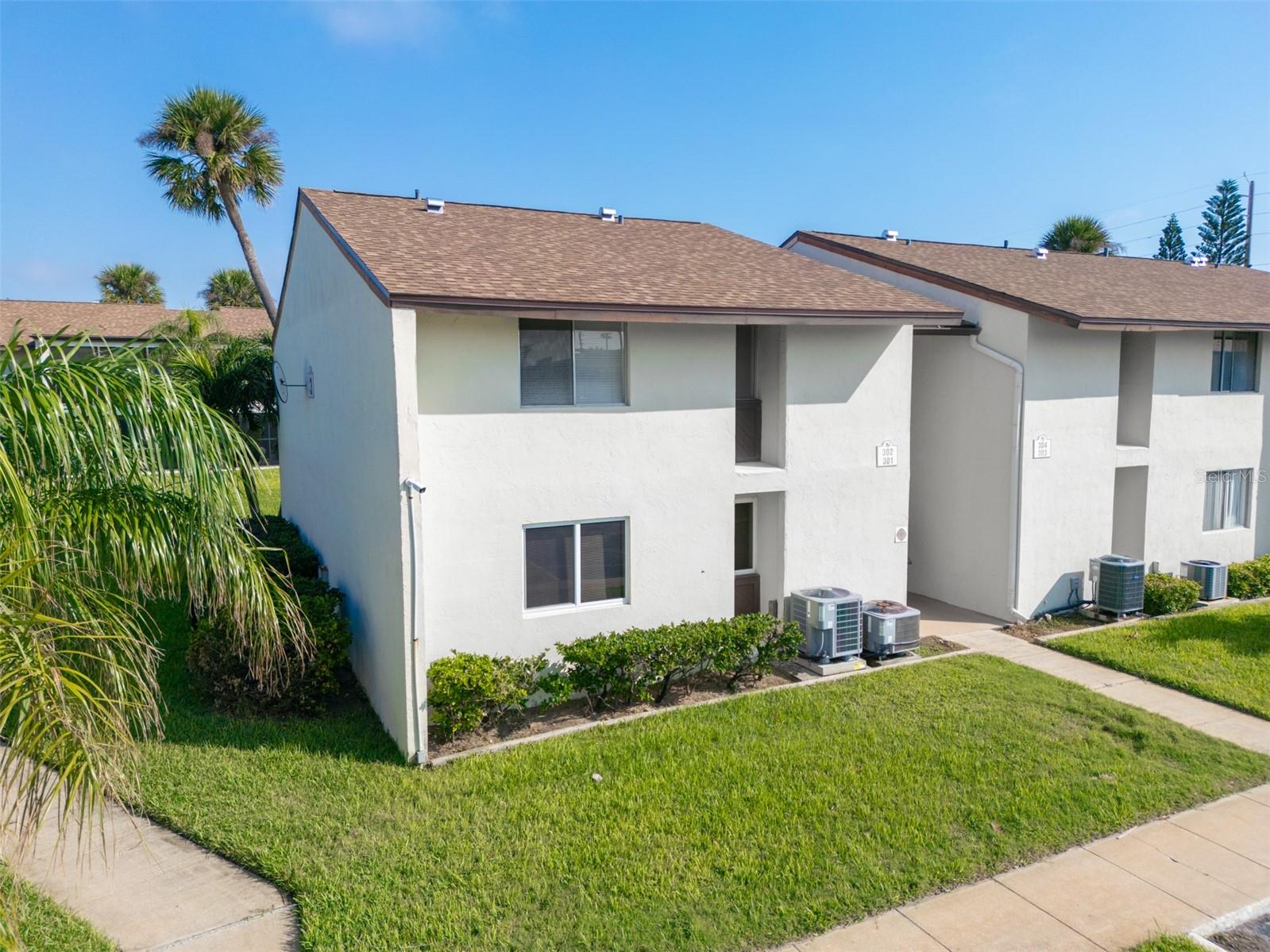 BANANA RIVER ESTATES - Residential