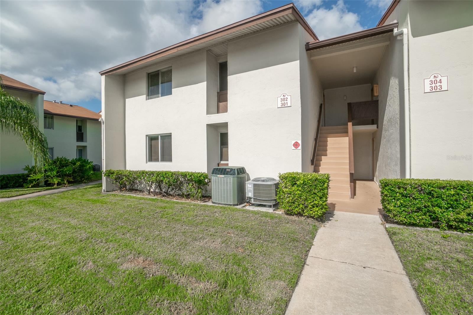BANANA RIVER ESTATES - Residential