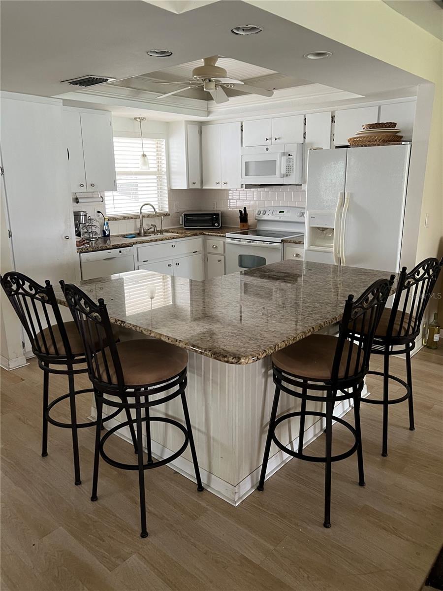 2311 WATERBLUFF
