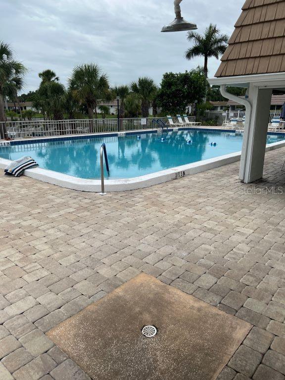 STRATHMORE RIVERSIDE VILLAS III - Residential