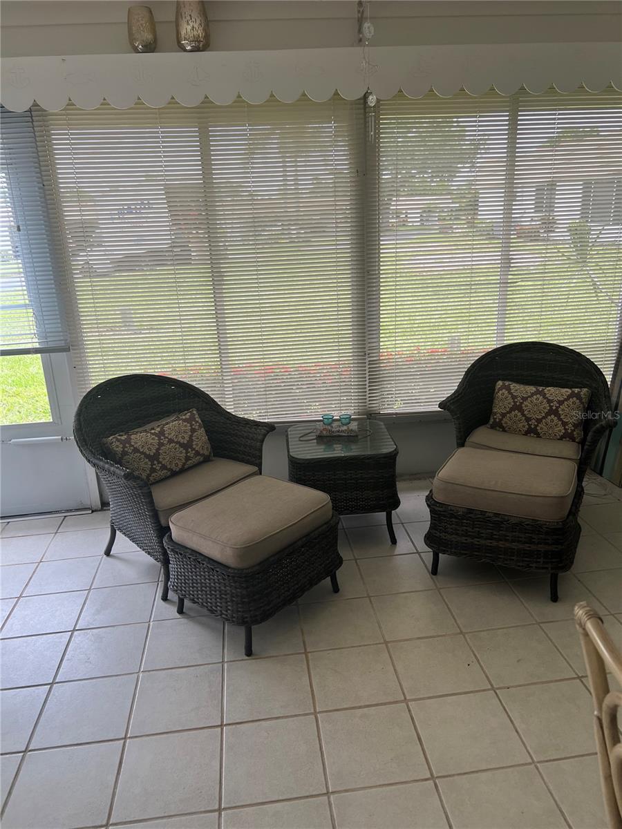 STRATHMORE RIVERSIDE VILLAS III - Residential