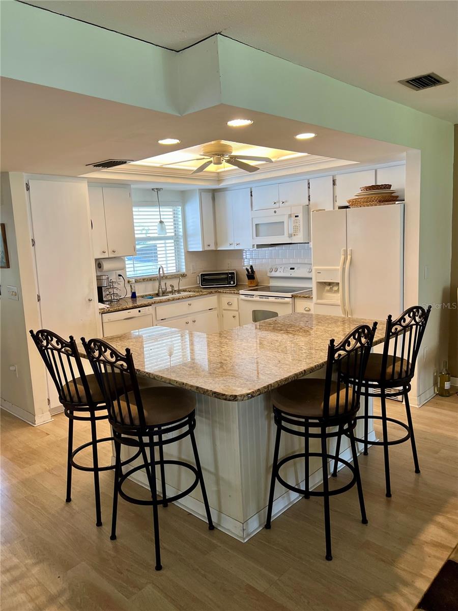 2311 WATERBLUFF