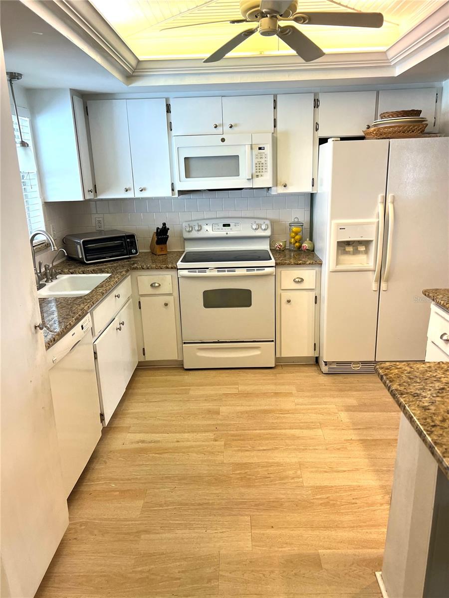 2311 WATERBLUFF