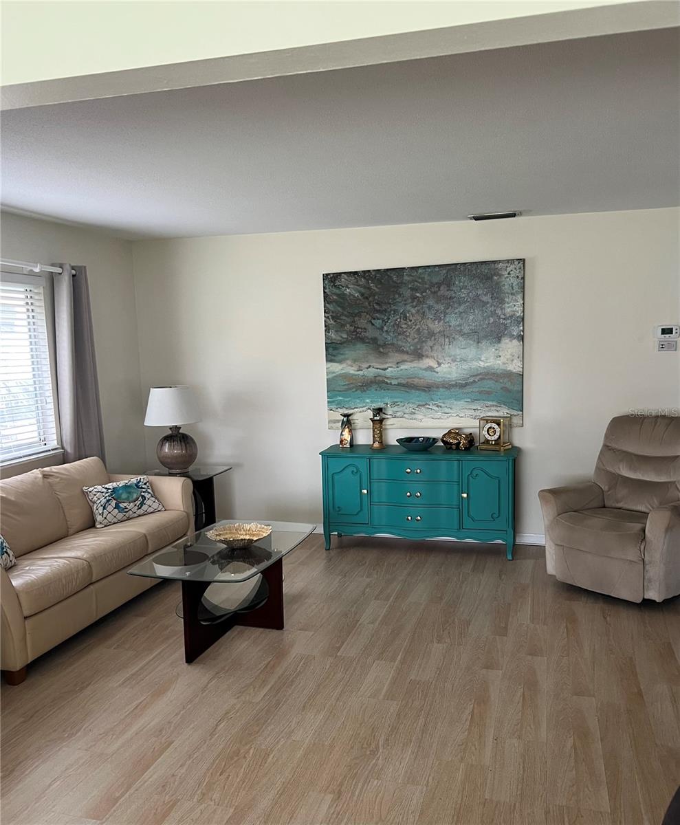 STRATHMORE RIVERSIDE VILLAS III - Residential