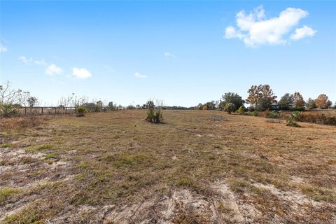 Tiny photo for 13590 SE 120th Street, Dunnellon, FL 34431 (MLS # OM714150)