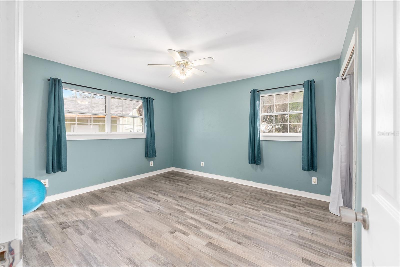 NON SUBDIVISION - Residential