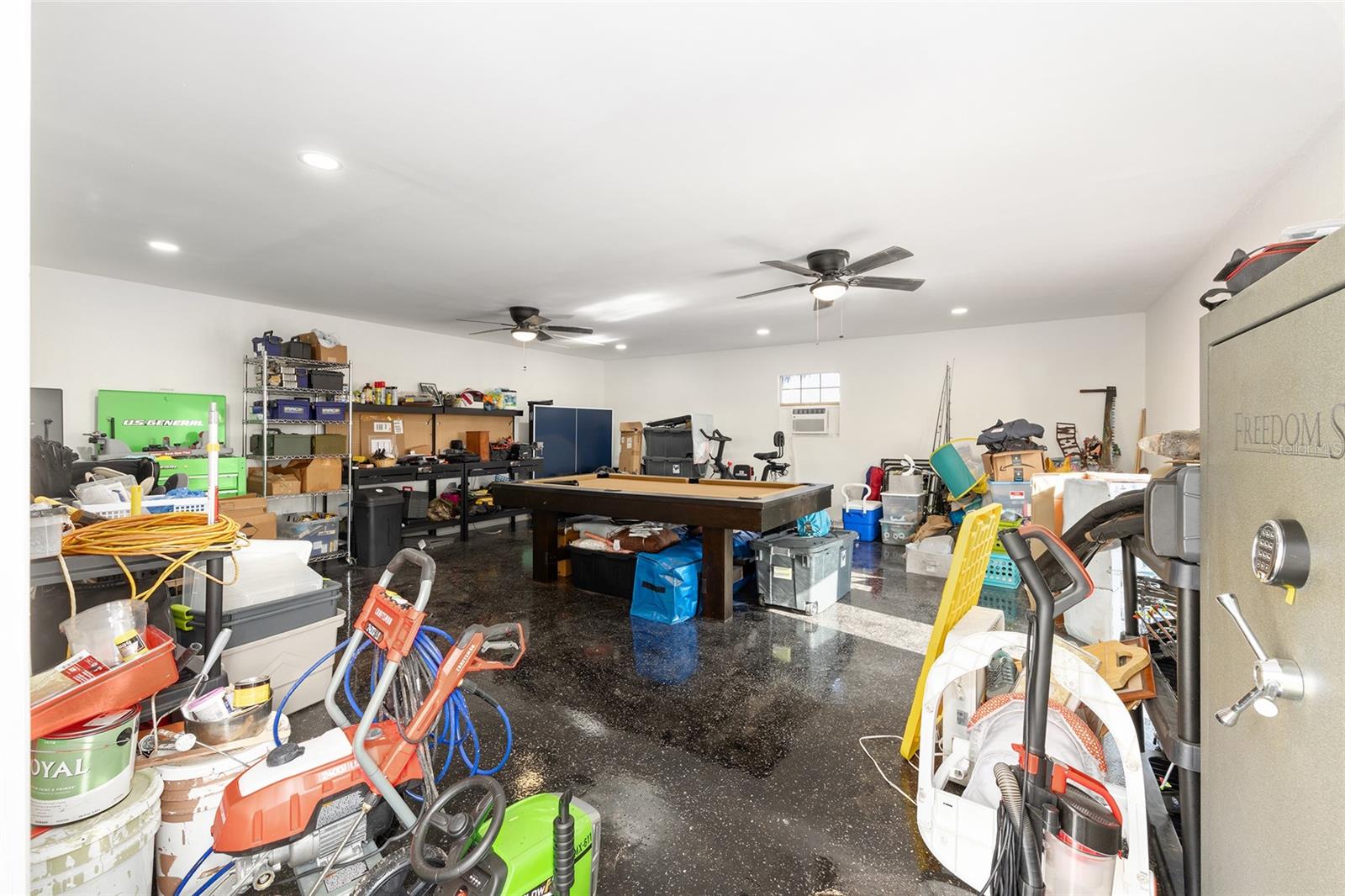 NON SUBDIVISION - Residential