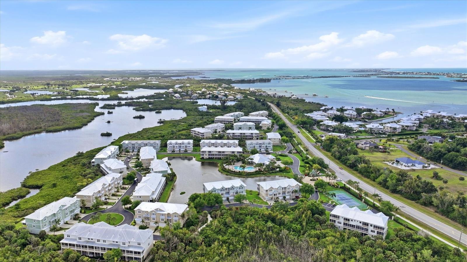 LANDINGS/CORAL CRK - Residential