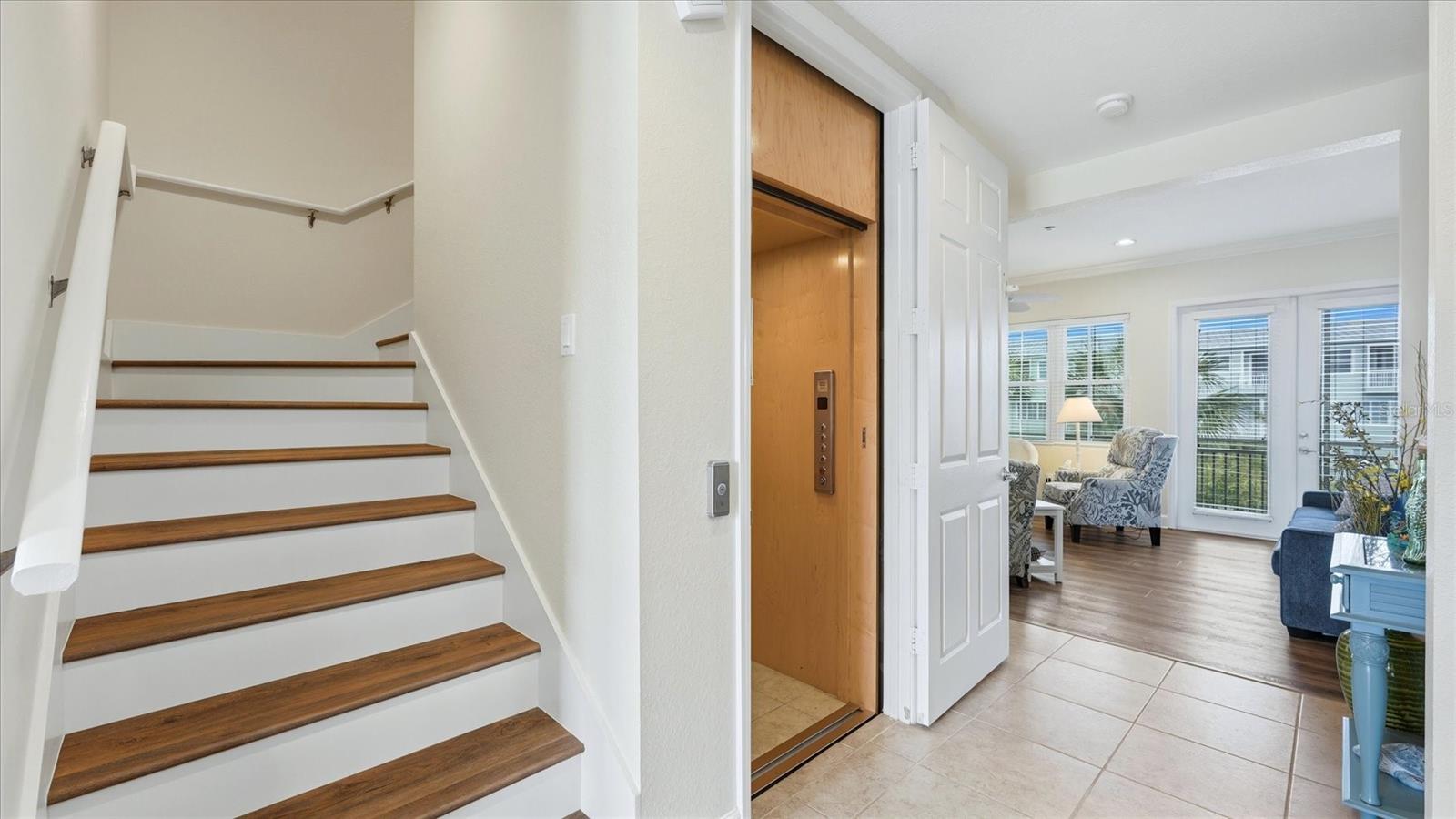 LANDINGS/CORAL CRK - Residential