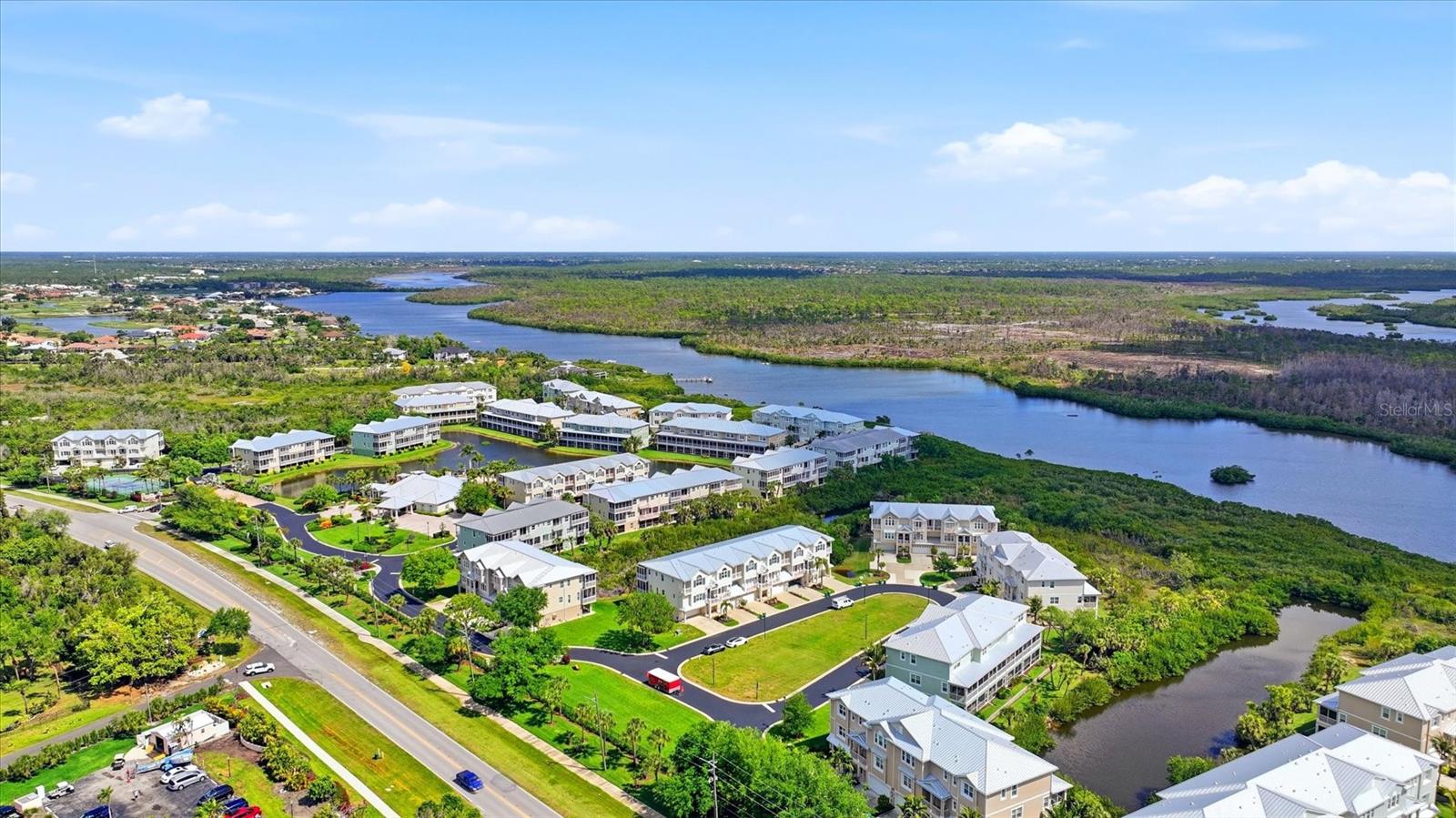 LANDINGS/CORAL CRK - Residential