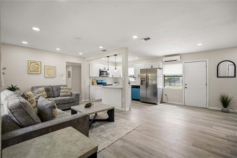 2601 Healy Drive, Orlando, FL 32818