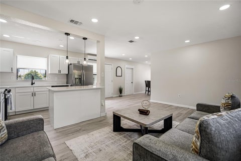 2601 Healy Drive, Orlando, FL 32818