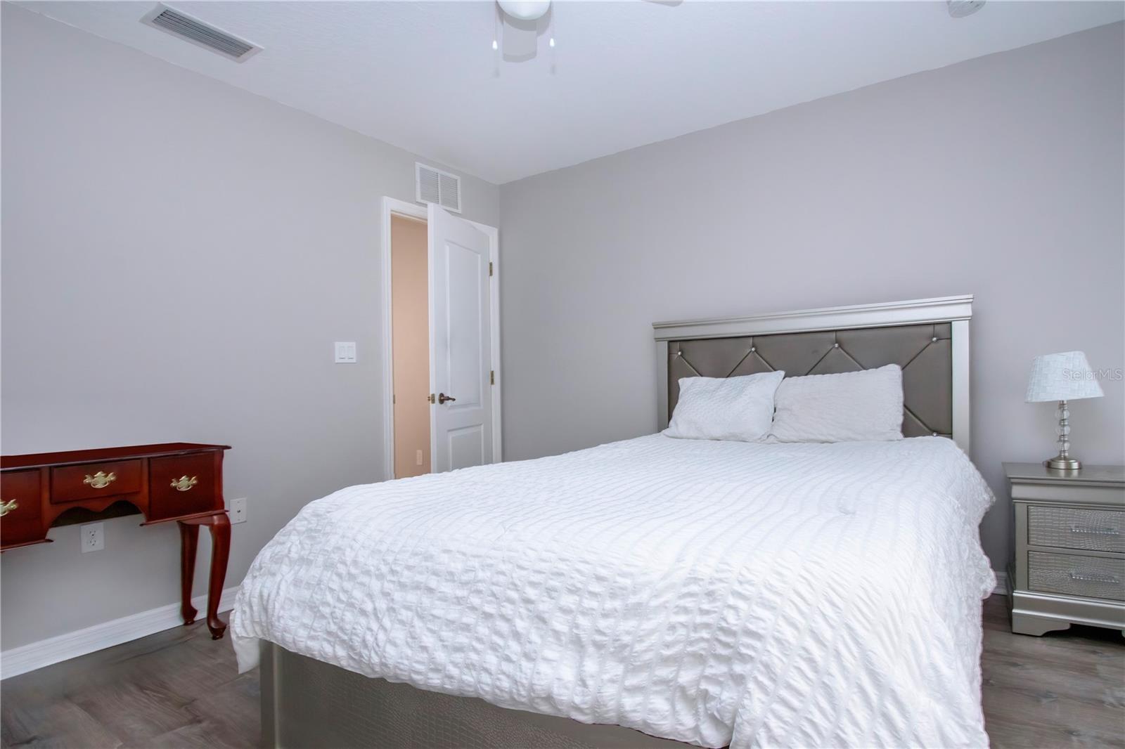 THE TWNHMS AT LIGHTHOUSE COVE I - Residential