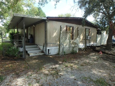 A home in CASSELBERRY