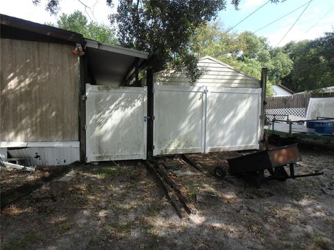 A home in CASSELBERRY