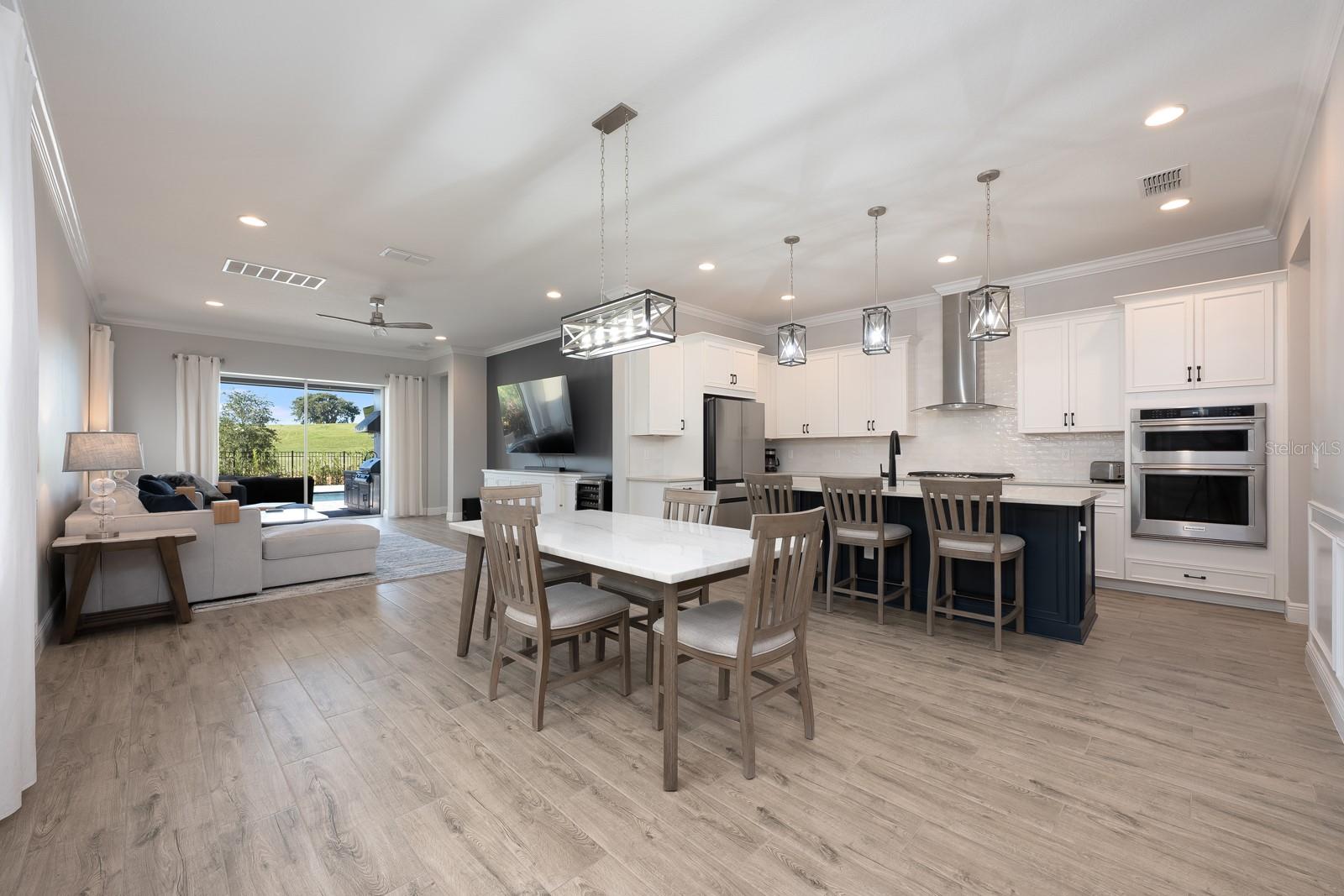 BELLA COLLINA WEST SUB - Residential