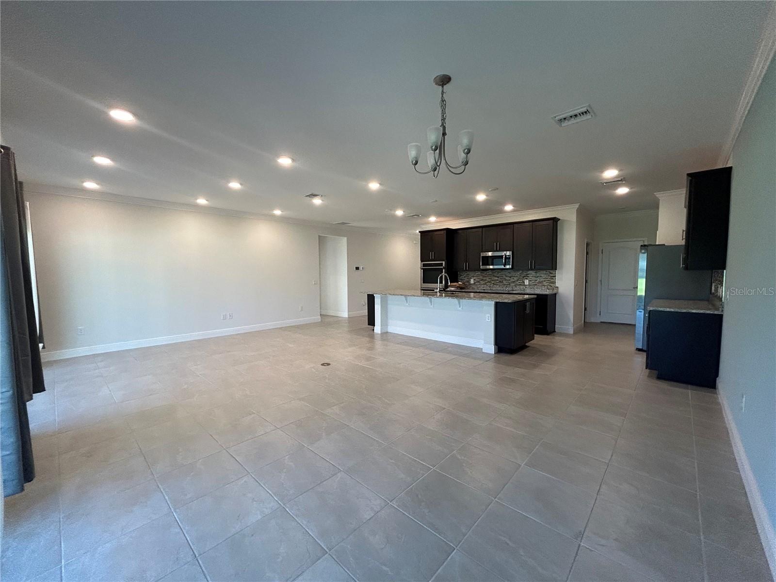 OAK PARK PH 1 PB 36 PG 78 - Residential Lease