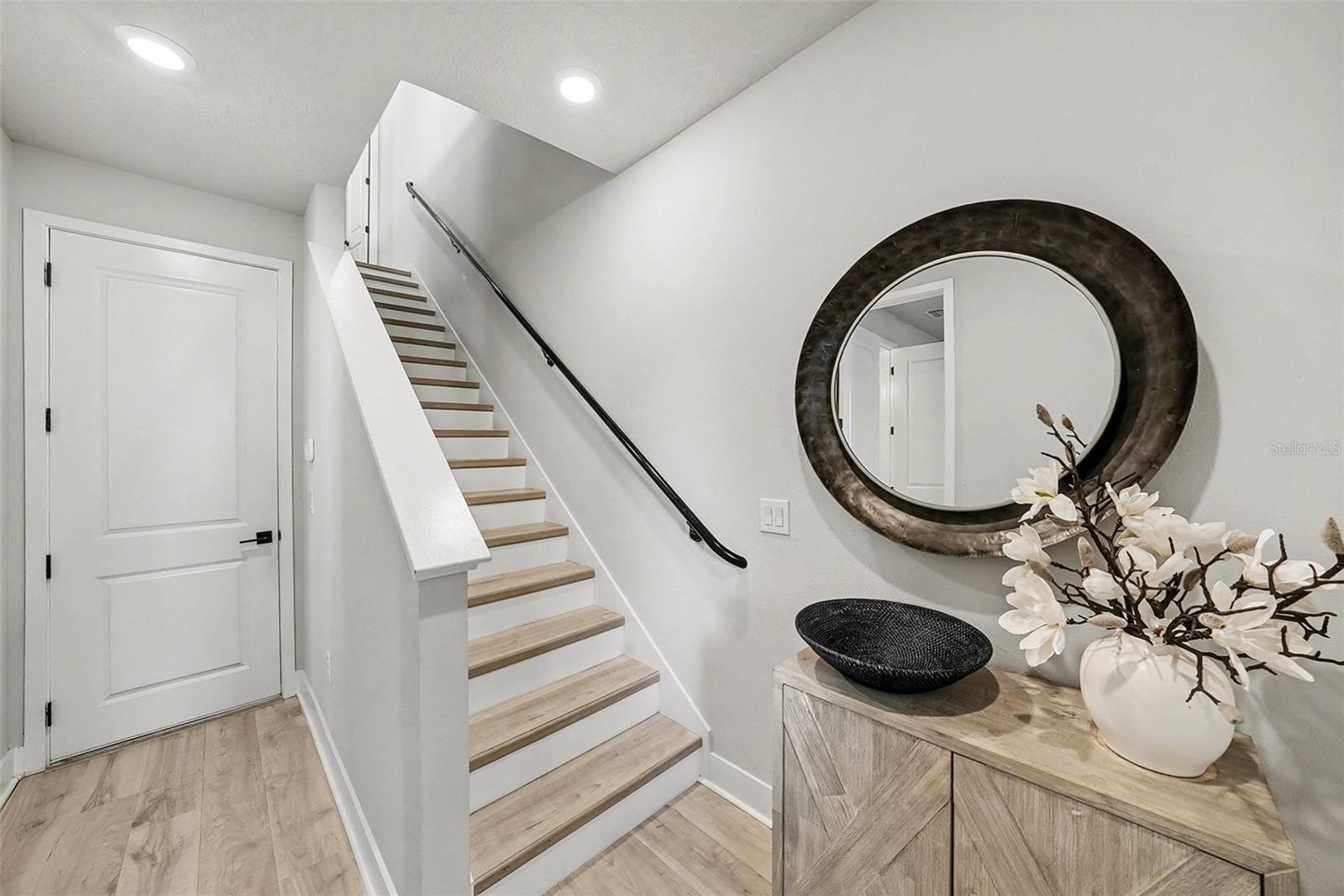 WESTSHORE VILLAGE TWNHMS - Residential