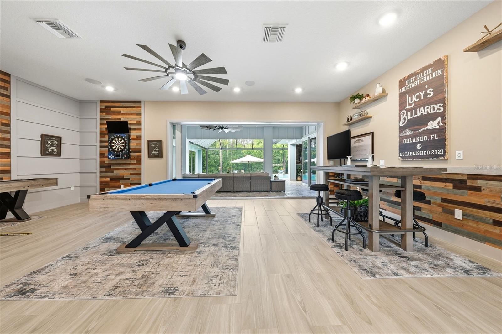 LIVE OAK ESTATES - Residential
