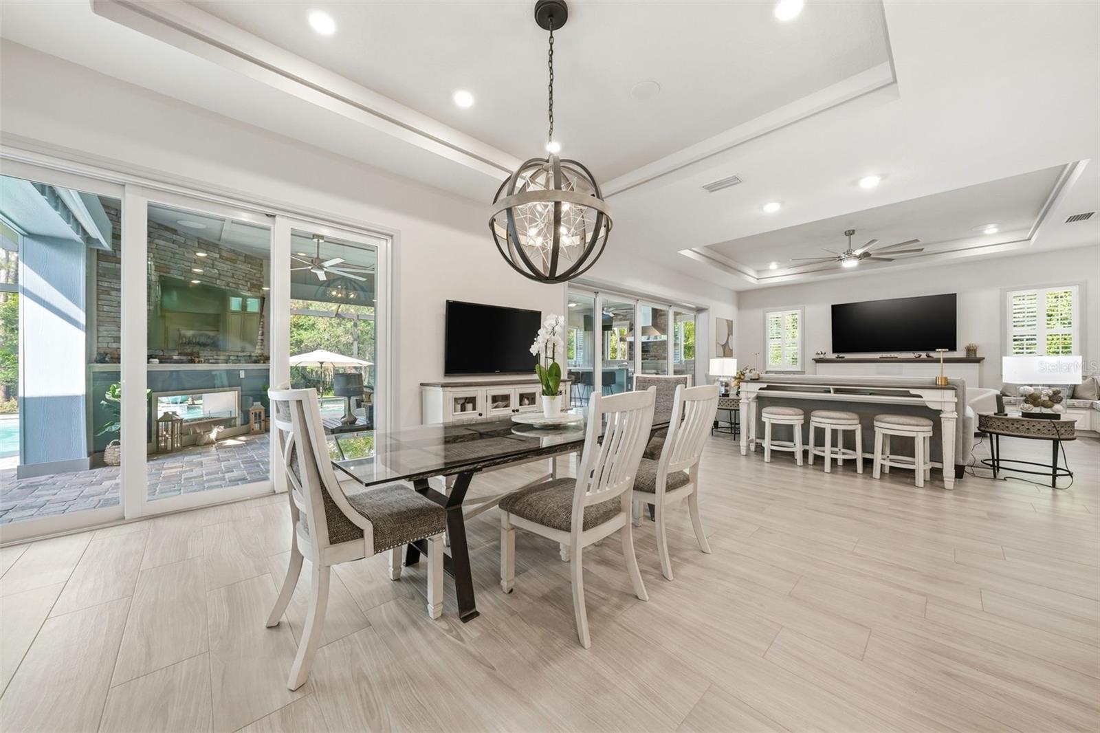 LIVE OAK ESTATES - Residential