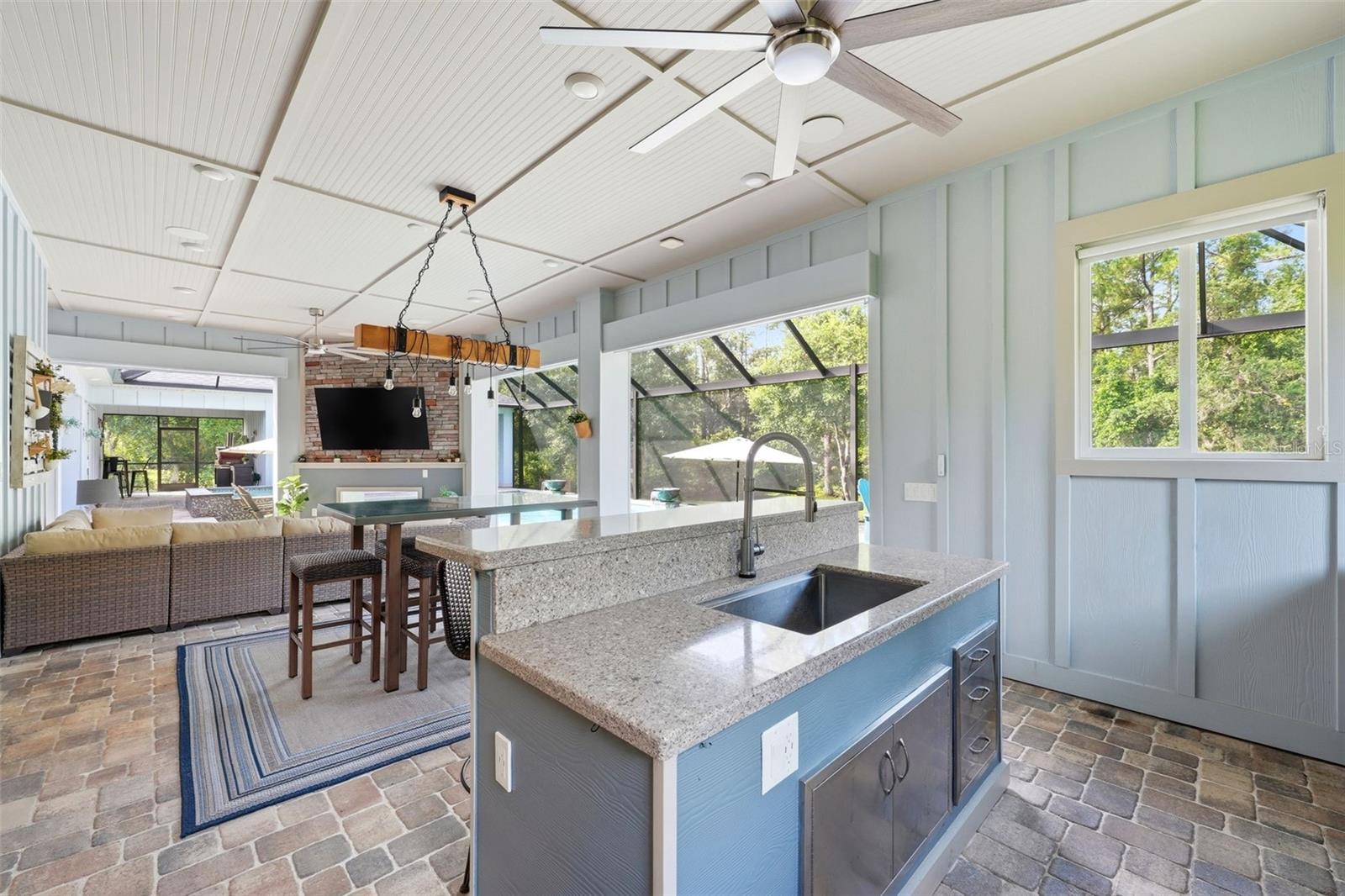 LIVE OAK ESTATES - Residential