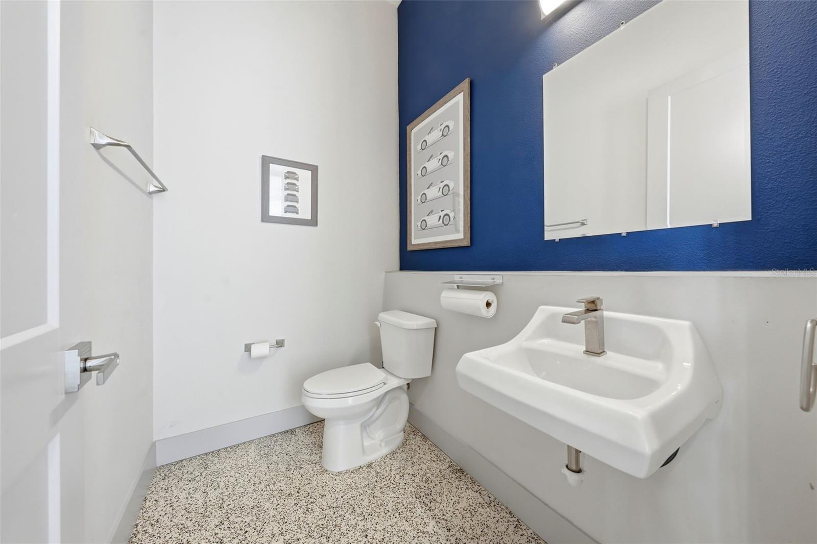 LIVE OAK ESTATES - Residential