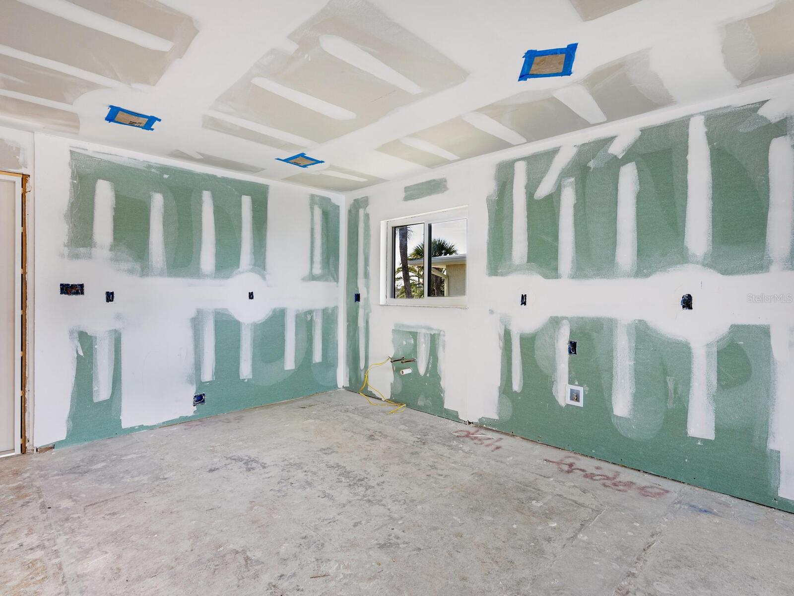 WESTBAY POINT & MOORINGS - Residential