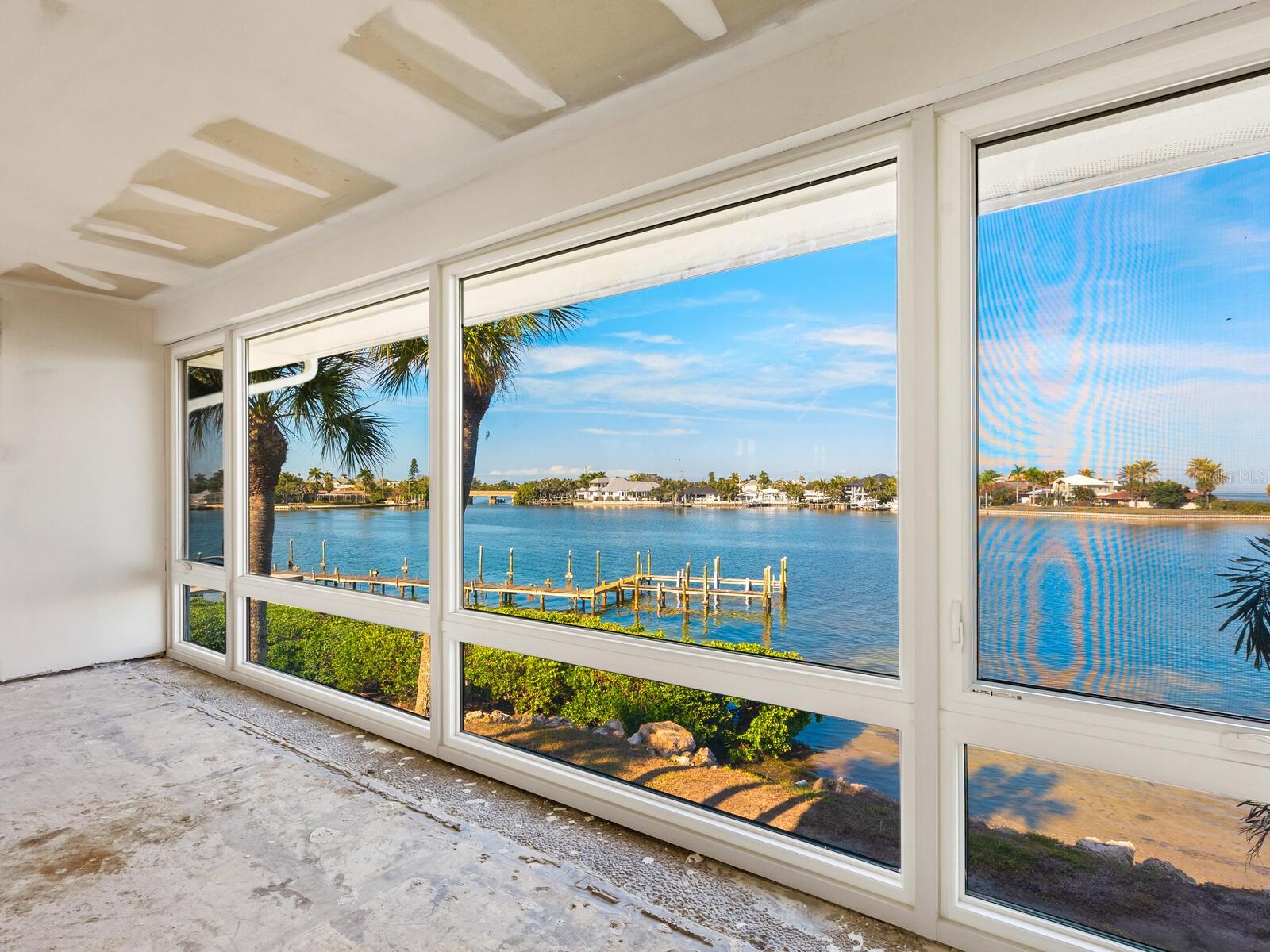 WESTBAY POINT & MOORINGS - Residential