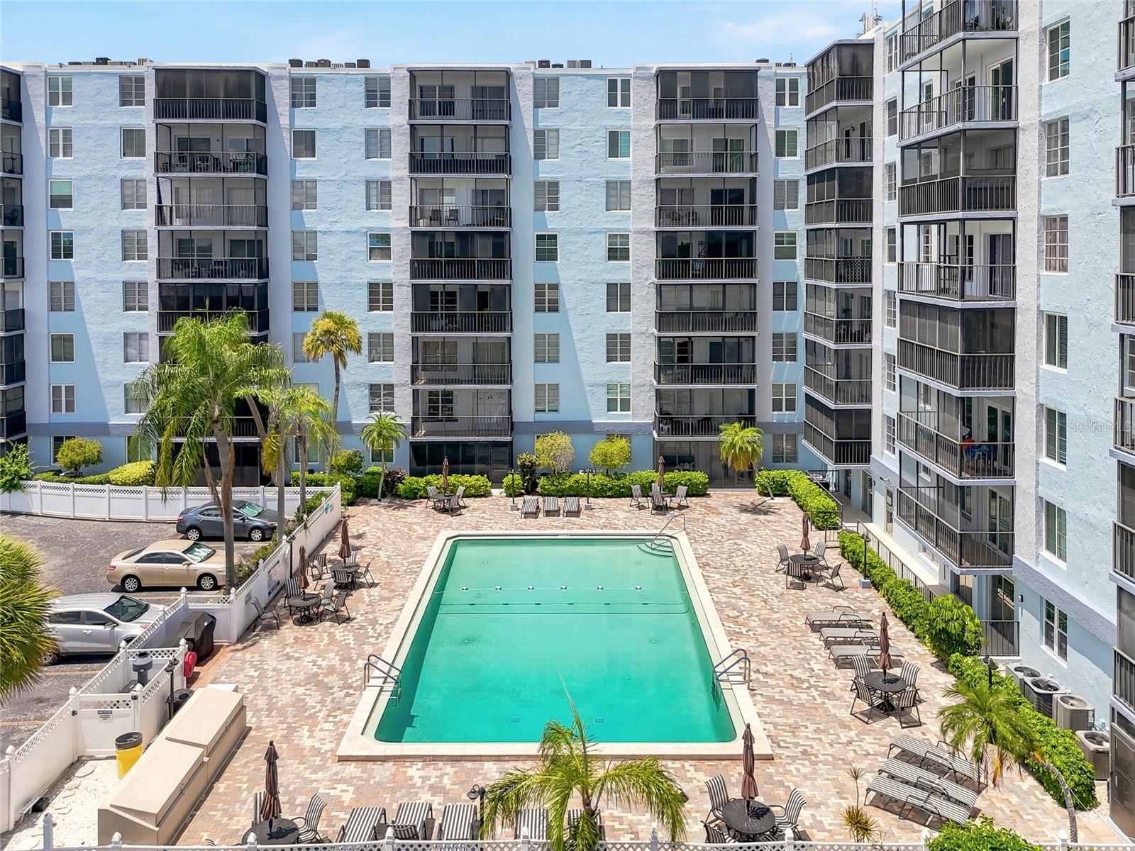2901 26TH STREET W 818