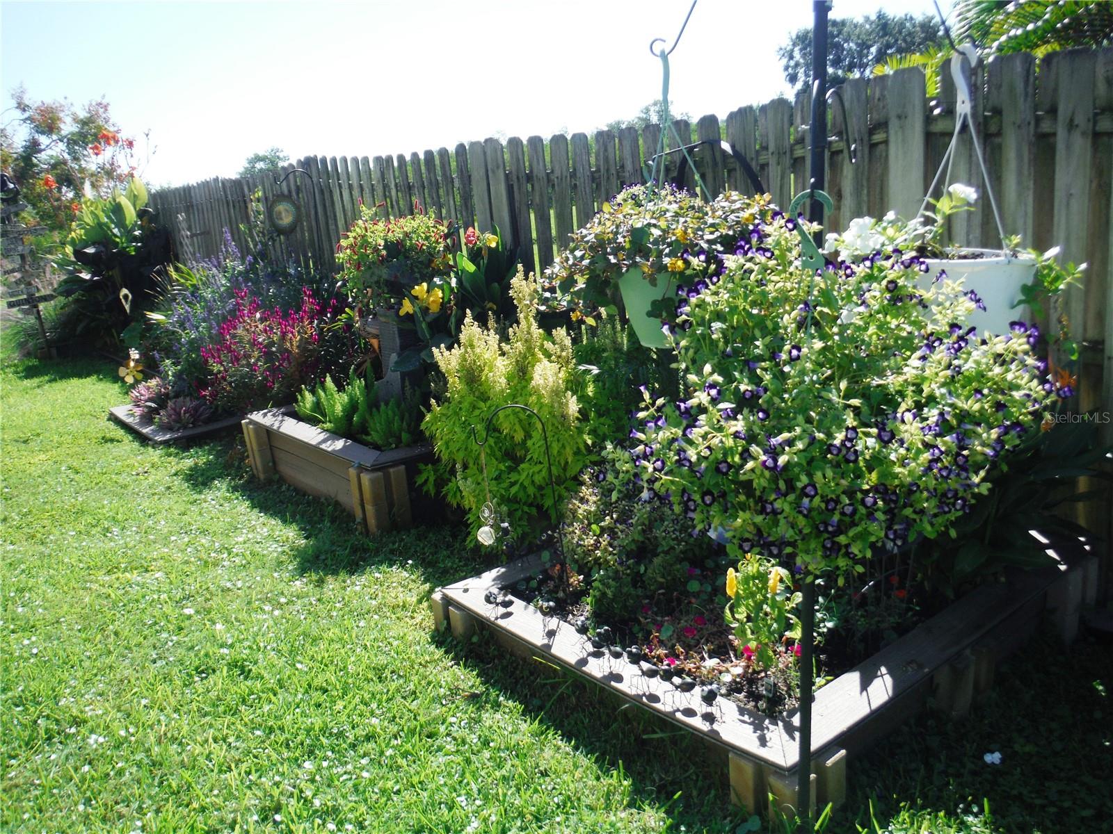 BRIAR CREEK MOBILE HOME COMMUNITY II CONDO - Residential