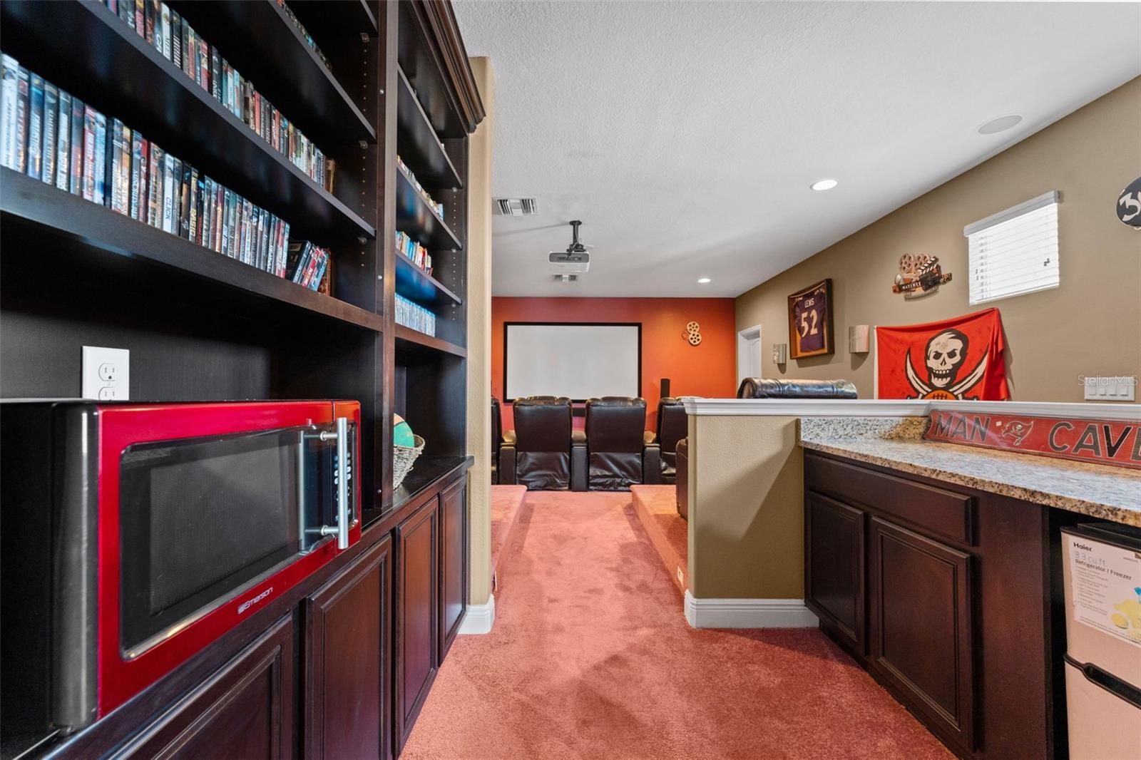 BASSET CREEK ESTATES PH 1 - Residential