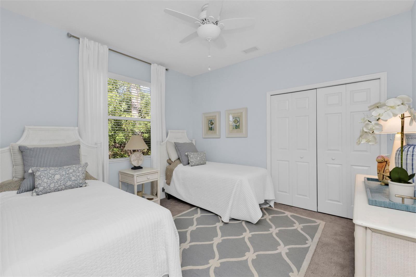 ROTONDA LAKES - Residential