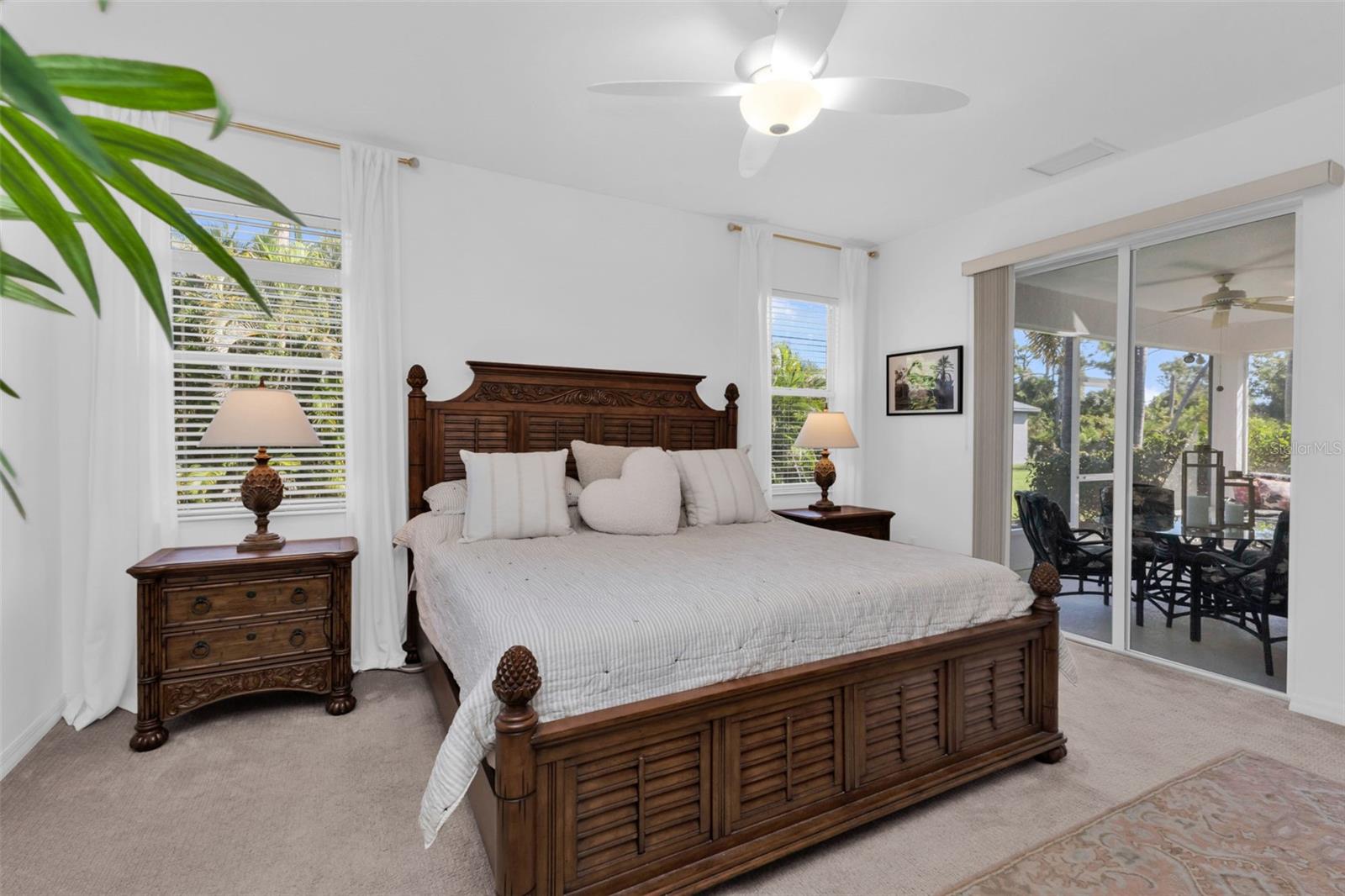 ROTONDA LAKES - Residential