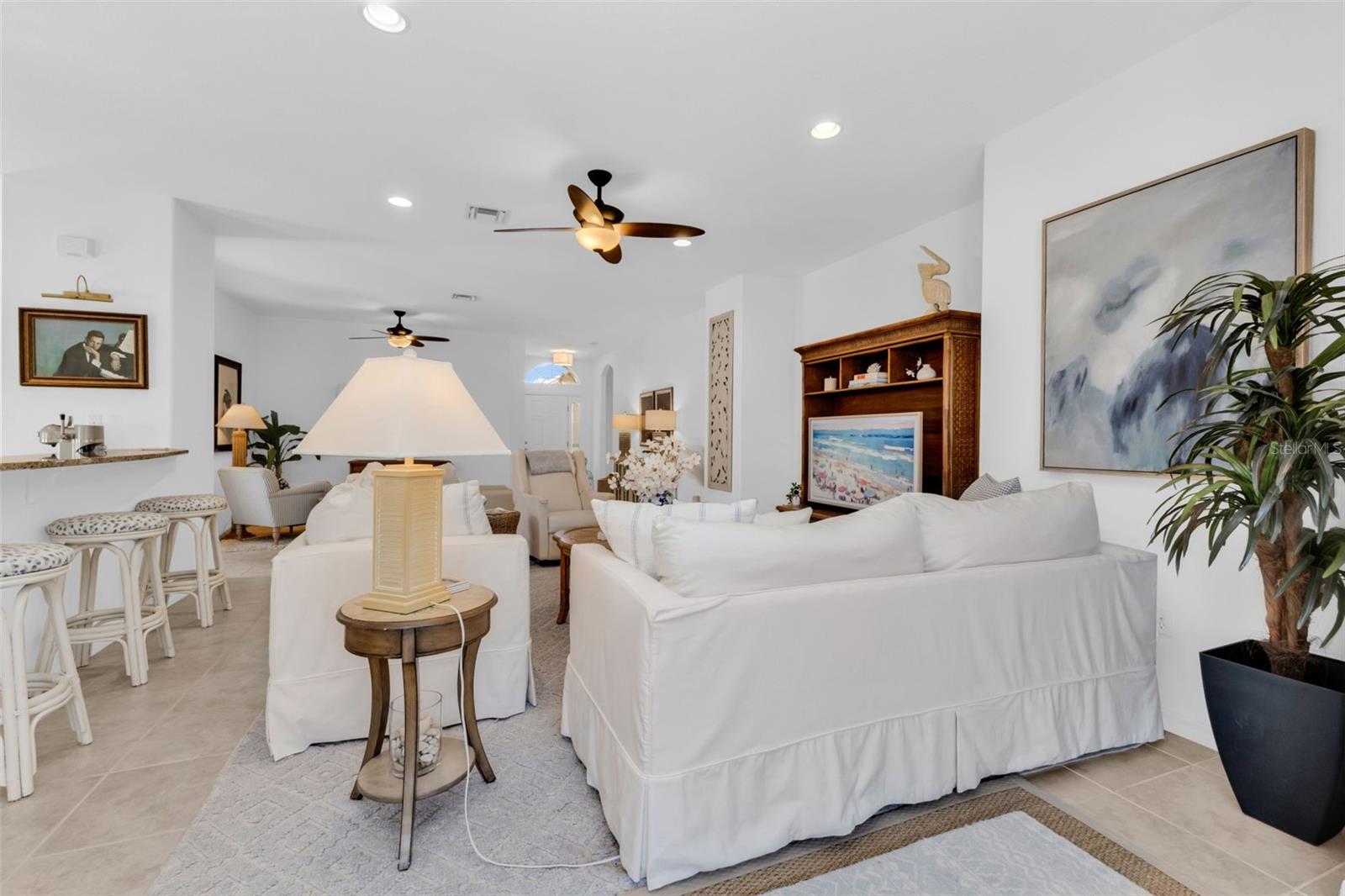 ROTONDA LAKES - Residential