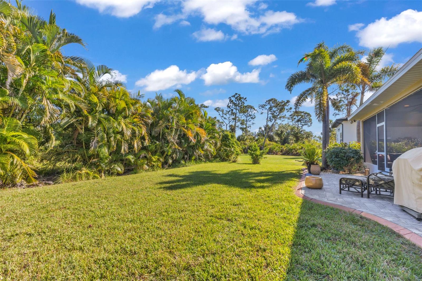 ROTONDA LAKES - Residential