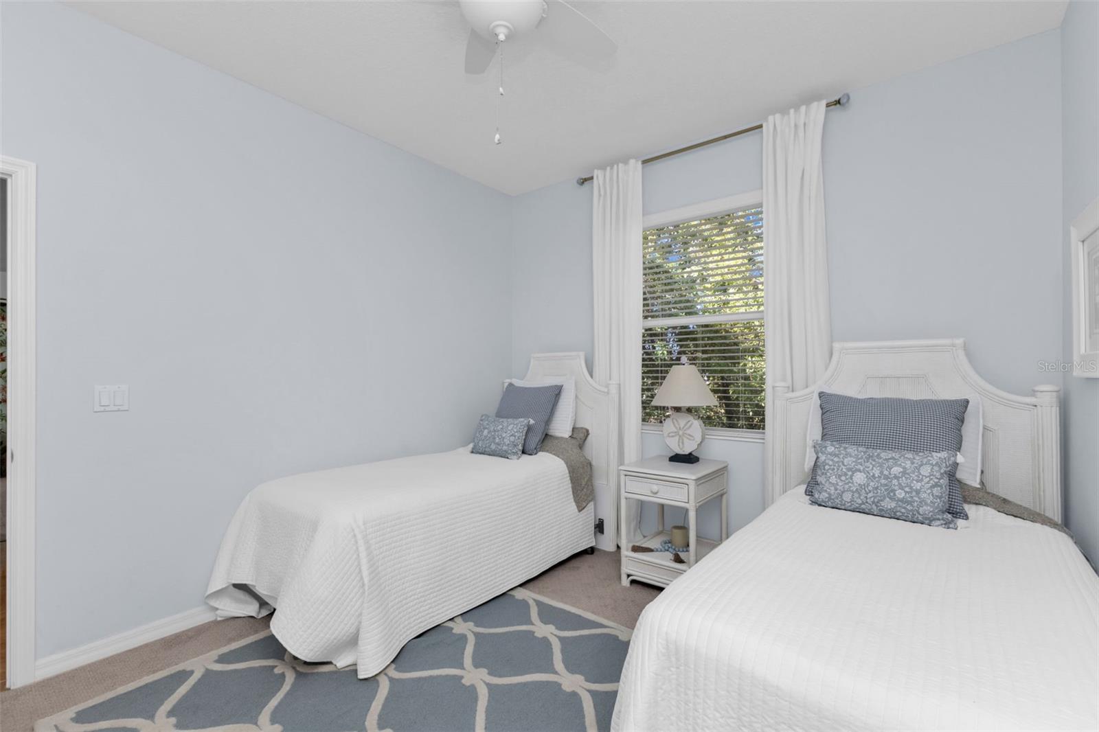 ROTONDA LAKES - Residential