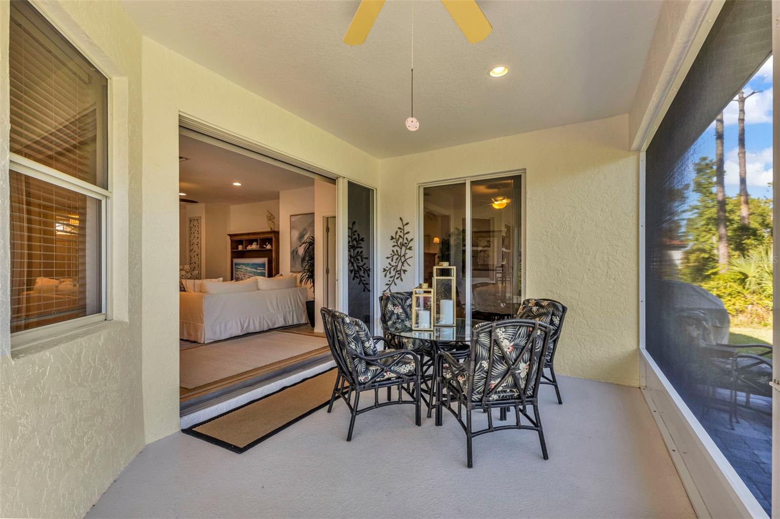 ROTONDA LAKES - Residential