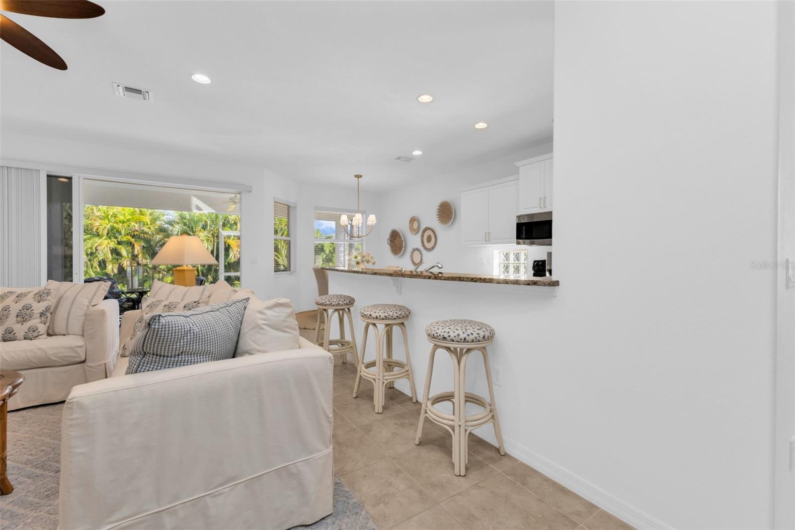 ROTONDA LAKES - Residential