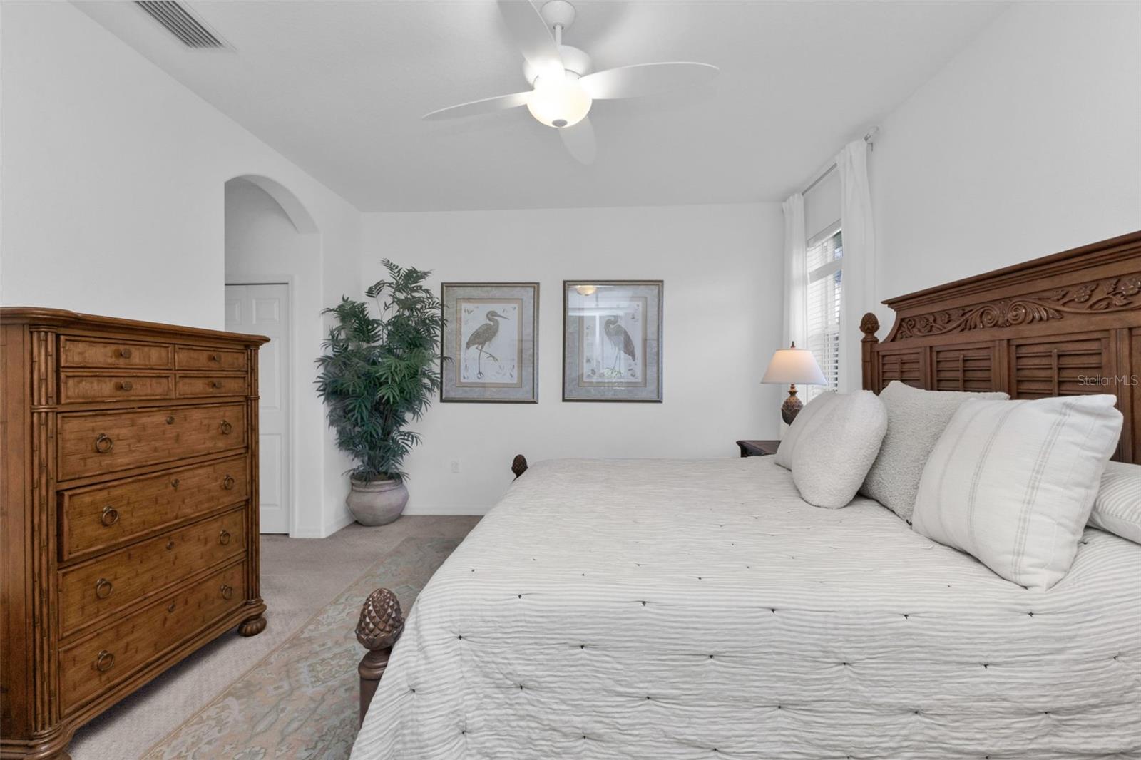 ROTONDA LAKES - Residential