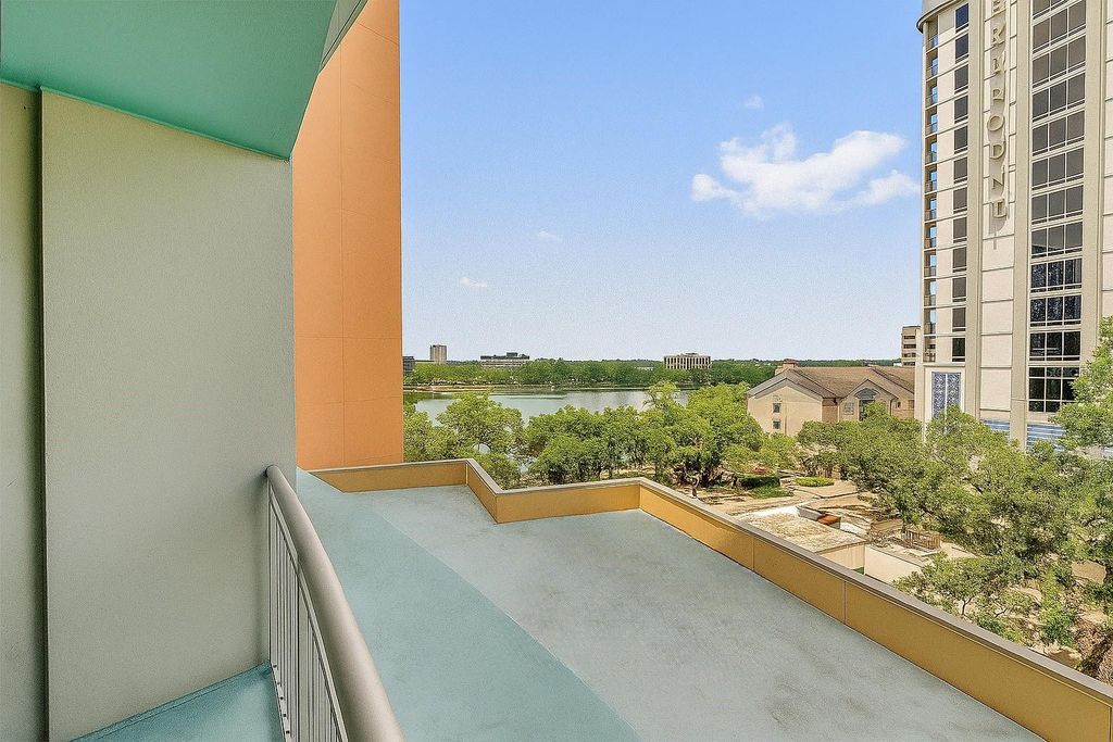 Photo of 322 E Central Boulevard #614, Orlando, FL 32801 (MLS # O6320684)