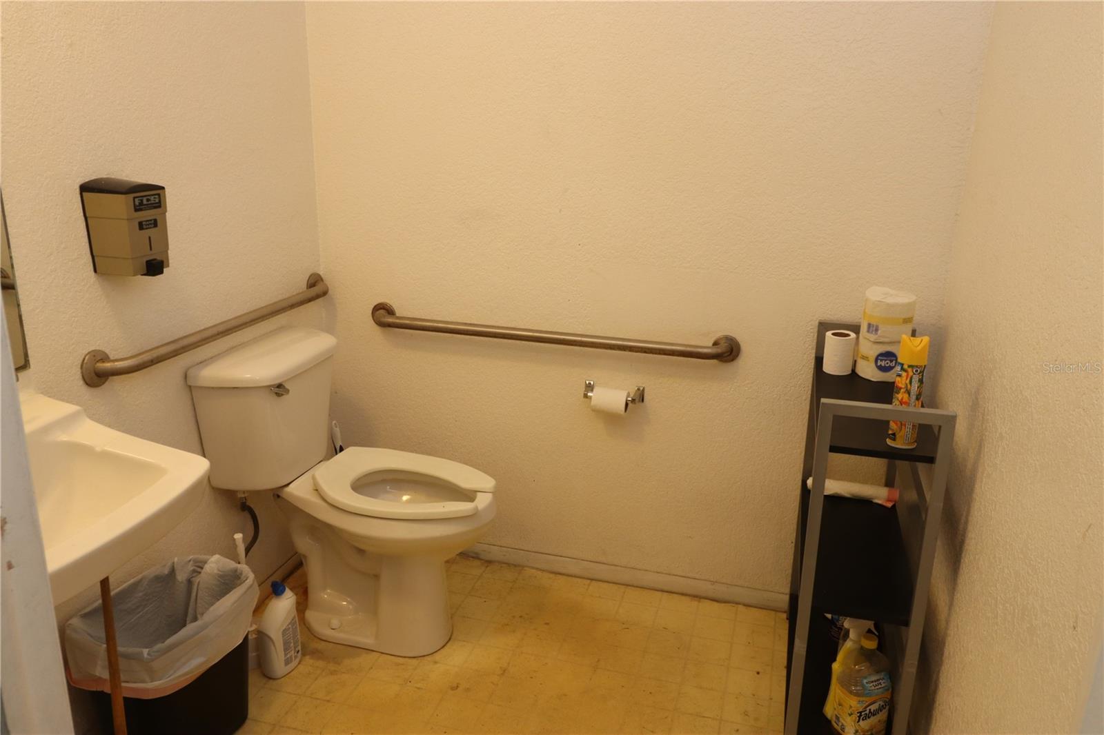 VETERANS BLVD CONDO PH 01 BLDG - Commercial Sale