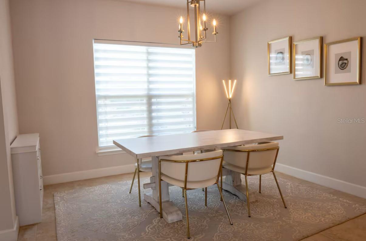 SOUTH VENICE - Residential Lease
