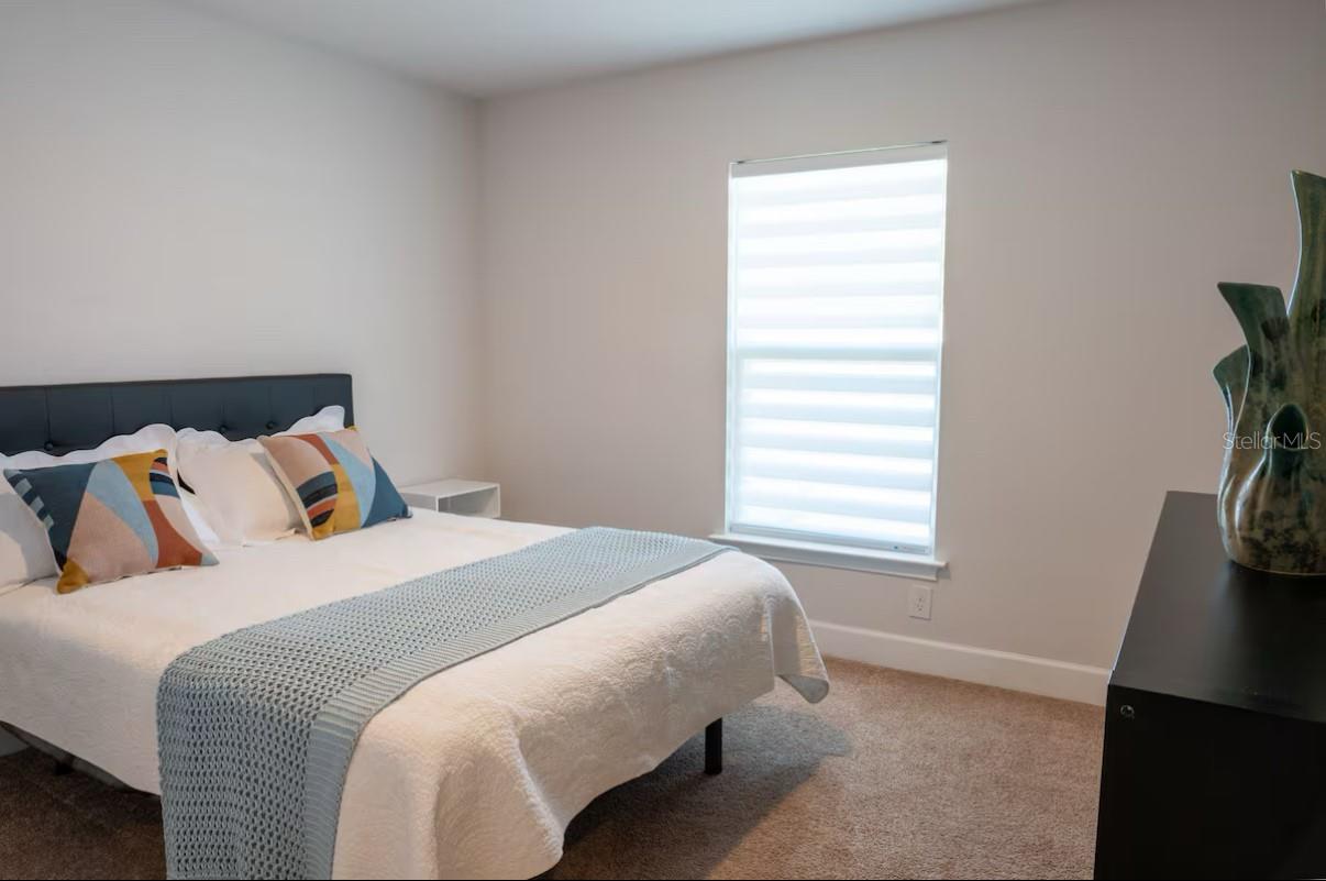 SOUTH VENICE - Residential Lease