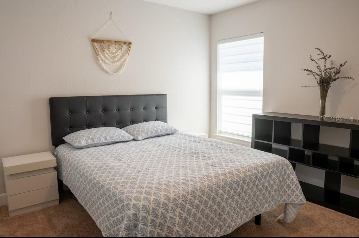 SOUTH VENICE - Residential Lease
