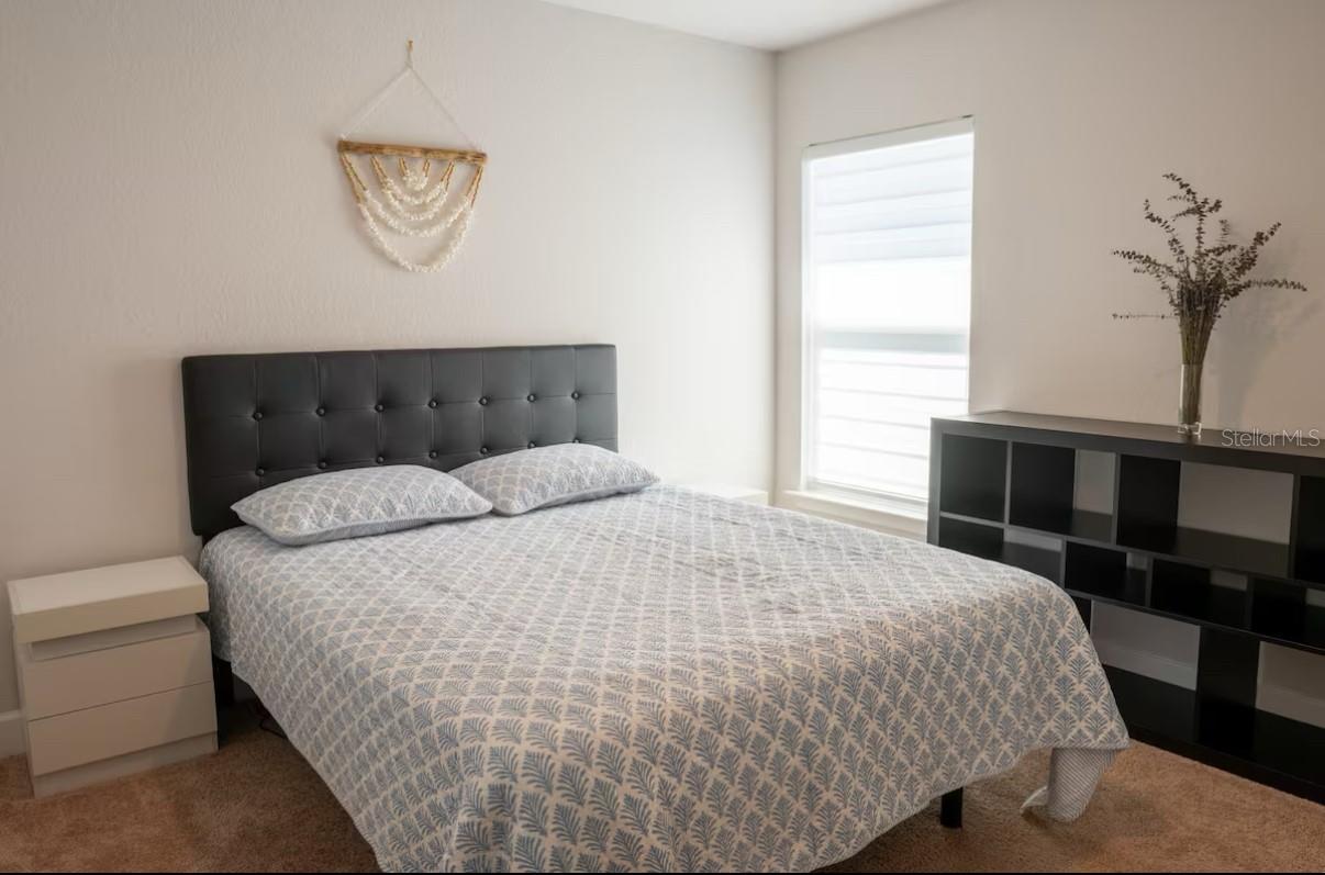 SOUTH VENICE - Residential Lease