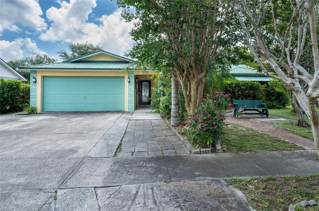 Photo of 17807 Fallowfield Drive, Lutz, FL 33549 (MLS # TB8399574)