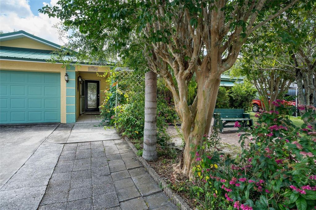 Photo of 17807 Fallowfield Drive, Lutz, FL 33549 (MLS # TB8399574)