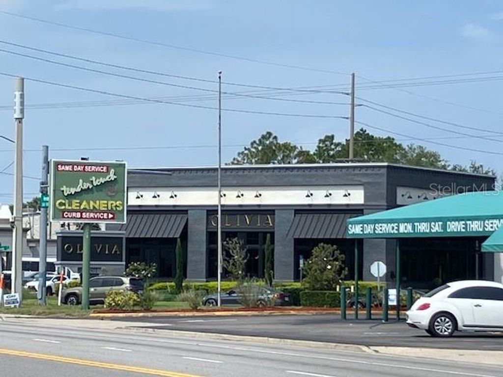 Photo of 3501 Henderson Boulevard, Tampa, FL 33609 (MLS # TB8390284)