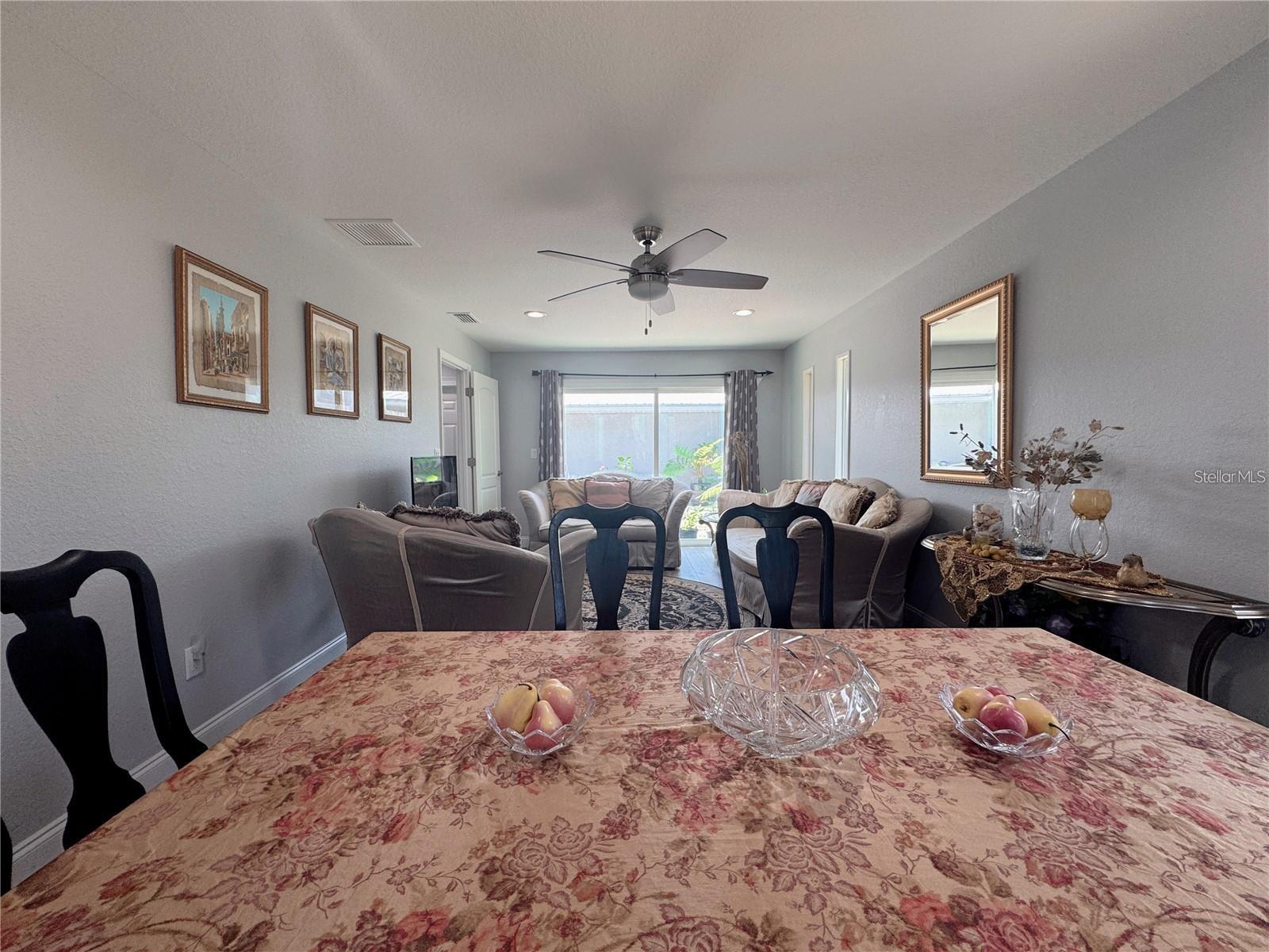 TRIANGLE HEIGHTS - Residential